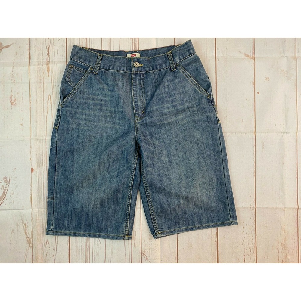 Levis  Blue Utility Womens Denim Shorts Size Waist 29 Medium wash Nwot 18 reg